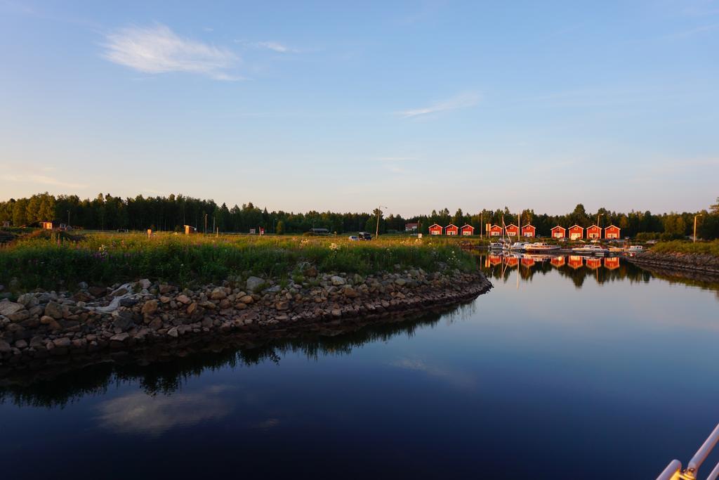 Wanha Pappila Cottages Simoniemi Exterior foto